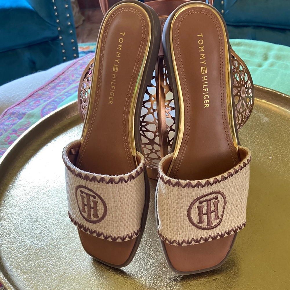 Tommy Hilfiger Pezley  Raffia Sandals